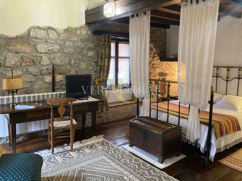 Foto 48703518-9718-43df-9d64-e5e7278f39de. Édifice dans Peñamellera Baja