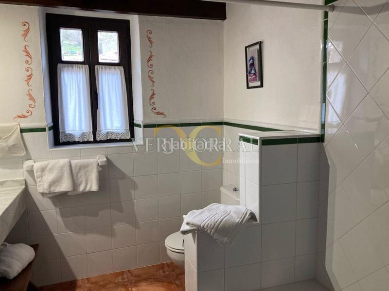 Foto 587d5fd3-0c31-47e0-b4c9-fca2fdc01acd. Édifice dans Peñamellera Baja