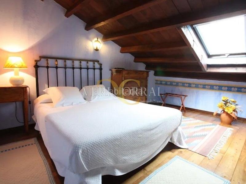 Foto 664b1b74-1617-4cf4-98f2-fae22bef8a77. Édifice dans Peñamellera Baja