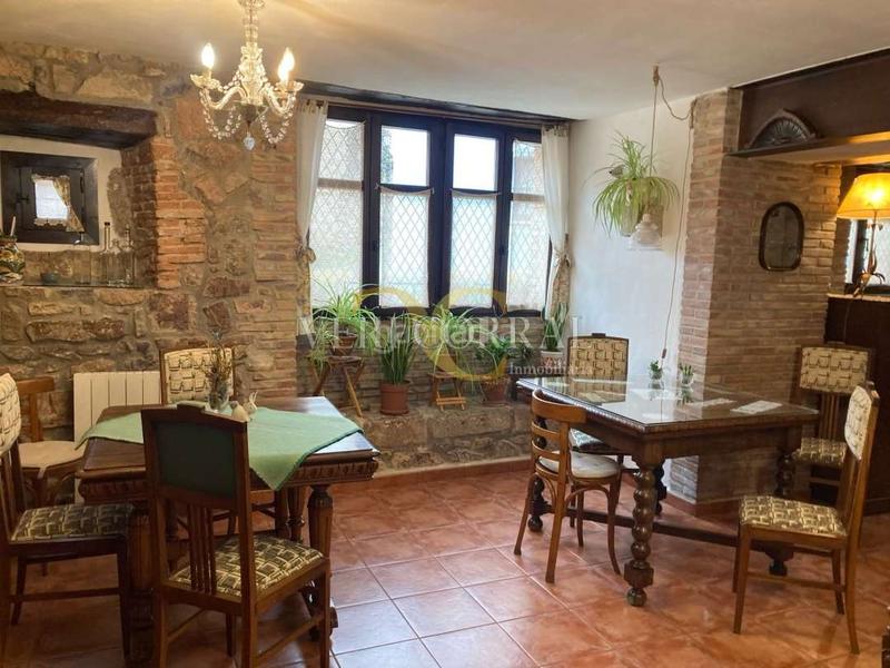 Foto 752a3b11-40f4-465f-bf06-59de14922714. Édifice dans Peñamellera Baja