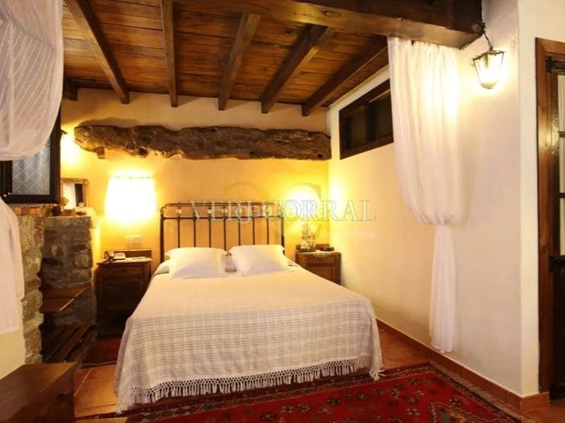 Foto 7d3d07d2-2bad-4882-a004-07a1e7eb856f. Édifice dans Peñamellera Baja