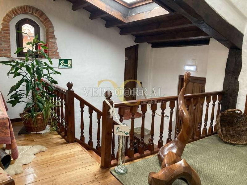 Foto ad09b6d1-3110-4155-b075-960be4bed42f. Édifice dans Peñamellera Baja