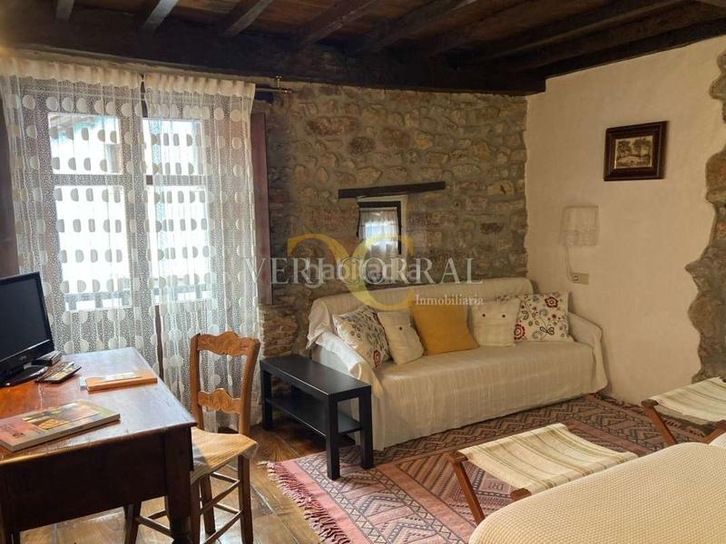 Foto adf1d45d-7bb0-4634-a3c8-651caca696b8. Édifice dans Peñamellera Baja