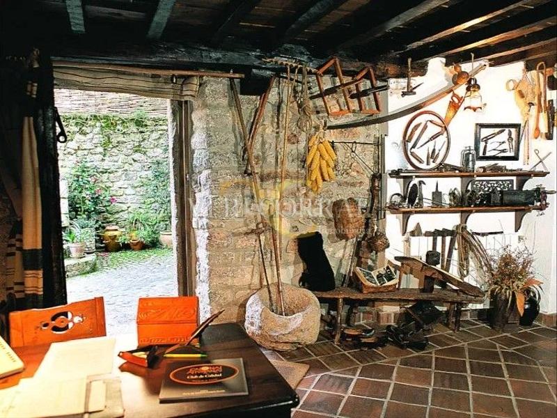 Foto cae22243-1ad6-4b57-8a66-b2f99a002e9f. Édifice dans Peñamellera Baja