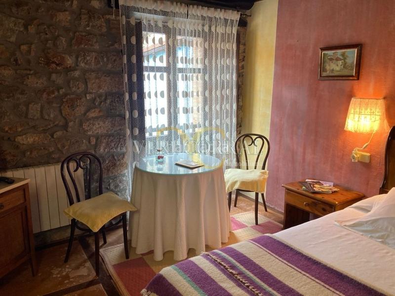 Foto cc5f7b1c-2eb8-4d50-91b1-3df81bcd0eaf. Édifice dans Peñamellera Baja