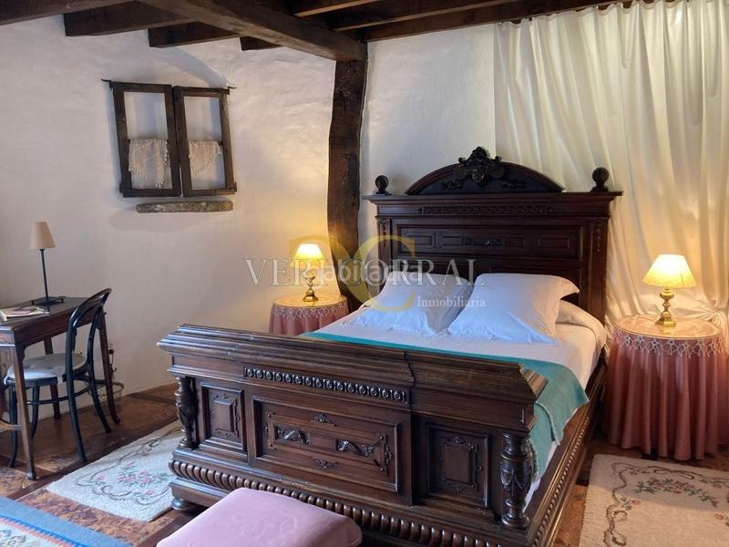 Foto f0aed45c-9b78-4cd0-af89-a44e14afcb47. Édifice dans Peñamellera Baja