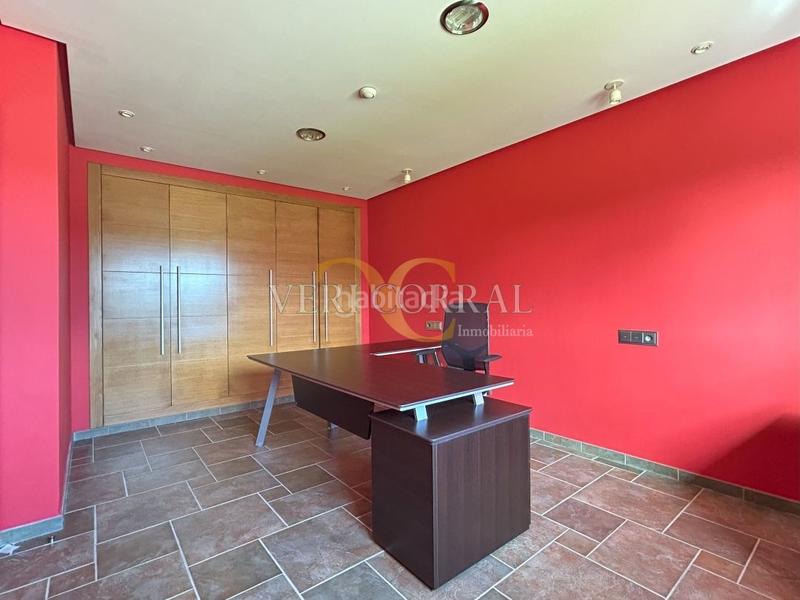 Foto 319d0020-322c-4a2c-bcb6-4d88e71f351a. Chalet exclusiva fantástico chalet en mareo. en Leorio Gijón