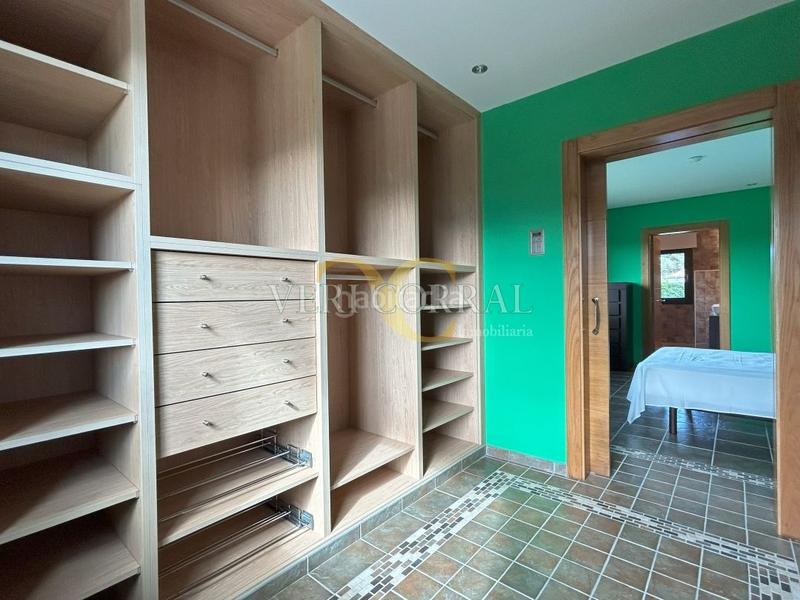 Foto 611c7e54-ae2e-4d1e-9b95-63714427bc6c. Chalet exclusiva fantástico chalet en mareo. en Leorio Gijón