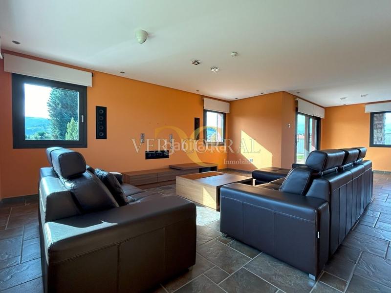 Foto 71b8eadc-7757-464d-9d0c-c3ad73c0bd29. Chalet exclusiva fantástico chalet en mareo. en Leorio Gijón