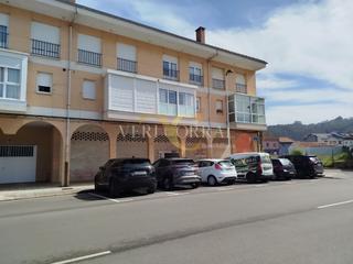 Local Comercial  Plaza de casimiro vega. Ubicación inmejorable local comercial en san juan de la arena.