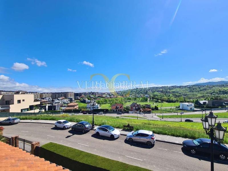 Foto 108e67fc-7980-47c9-adfb-7f1d263f30ce. Chalet exclusivo chalet en Montecerrao. en Montecerrao Oviedo
