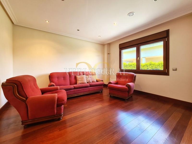 Foto 442e351c-8496-41f6-95da-922f5bdbf6d3. Chalet exclusivo chalet en Montecerrao. en Montecerrao Oviedo