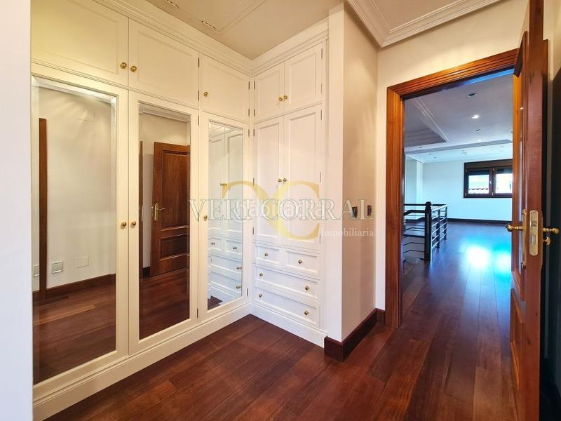 Foto 662623c6-a737-45ea-9494-9b00511c84dc. Chalet exclusivo chalet en Montecerrao. en Montecerrao Oviedo