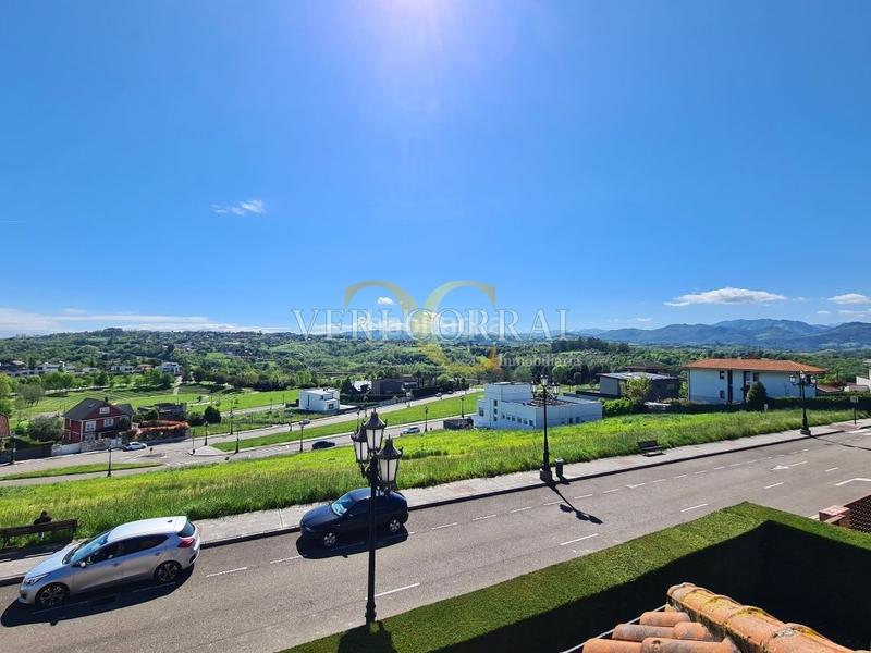 Foto 7fac610c-2e37-467e-b2f7-979e1e673b25. Chalet exclusivo chalet en Montecerrao. en Montecerrao Oviedo