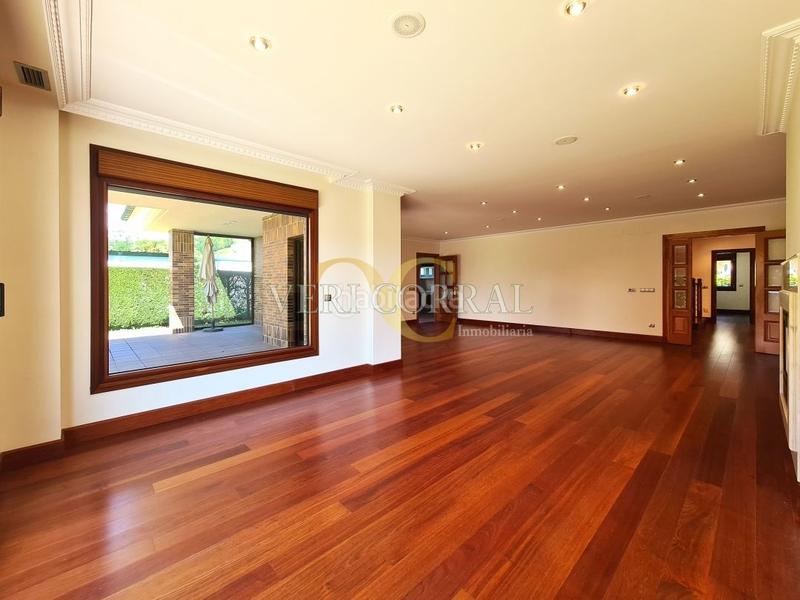 Foto a330cd00-22a0-4831-880a-0e2573bc073a. Chalet exclusivo chalet en Montecerrao. en Montecerrao Oviedo