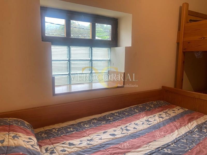 Foto 3bbd1fd8-bea2-44b3-b5ec-c2e8a37f2138. Casa exclusiva casa a 1,5 kilómetros de la playa de san antolín. en Llanes