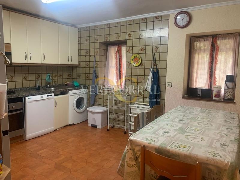 Foto 86591a50-5c62-483f-b93c-a519eb1bf80b. Casa exclusiva casa a 1,5 kilómetros de la playa de san antolín. en Llanes