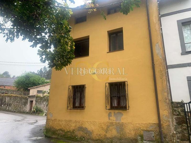 Foto a8b12cf4-a32b-40ac-a533-62c3a3f431c5. Casa exclusiva casa a 1,5 kilómetros de la playa de san antolín. en Llanes