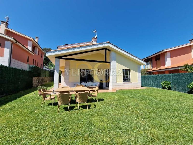 Foto 8789a845-c321-404a-a6c9-532321361f96. Chalet with heating parking in Posada-Barro Llanes