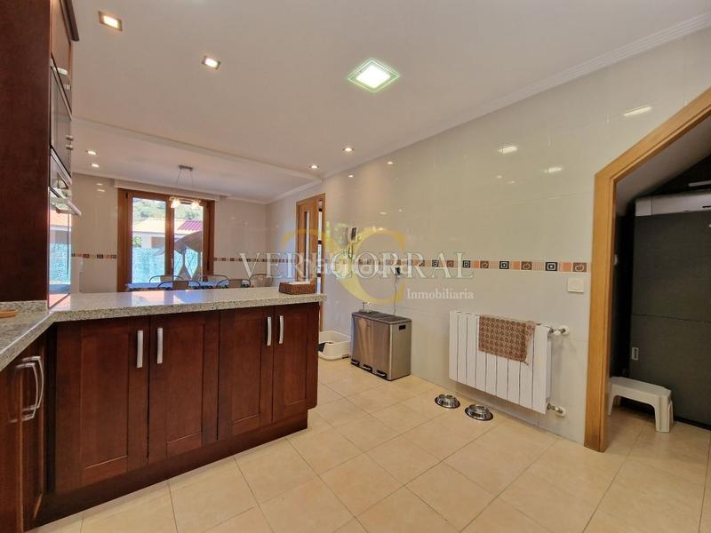 Foto d113b93a-ff62-426d-8fcb-d74a081e41a6. Chalet with heating parking in Posada-Barro Llanes