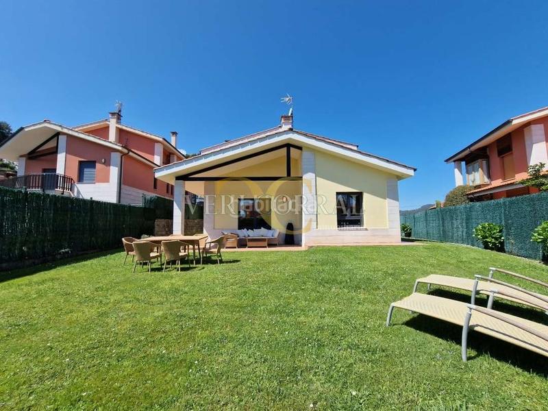 Foto fbf1aa98-82eb-4430-984e-26bcee639871. Chalet with heating parking in Posada-Barro Llanes