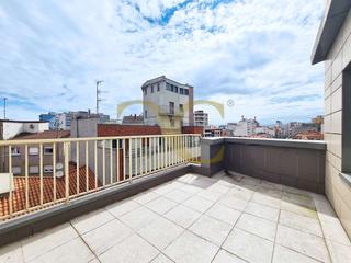 Piso  Calle menéndez valdés. Exclusiva piso con terraza en el centro de gijón.
