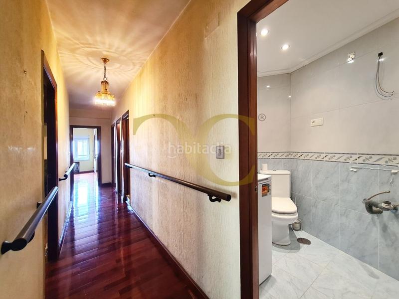 Foto 806c8d25-81bd-4757-9965-e1aa16636ca4. Piso exclusiva piso con terraza en el Centro . en Gijón