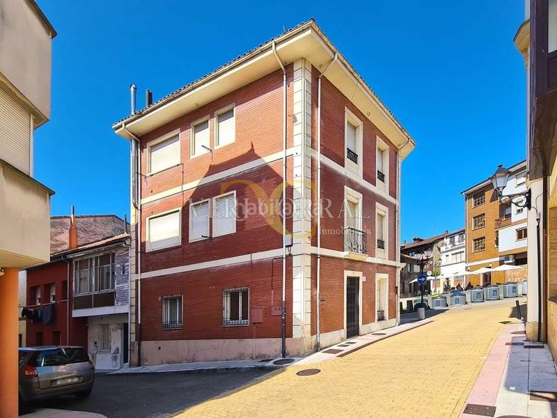 Foto 38e2763f-e167-4d4e-b43a-800b8949ff4c. Piso propiedad con mucho encanto . en Noreña