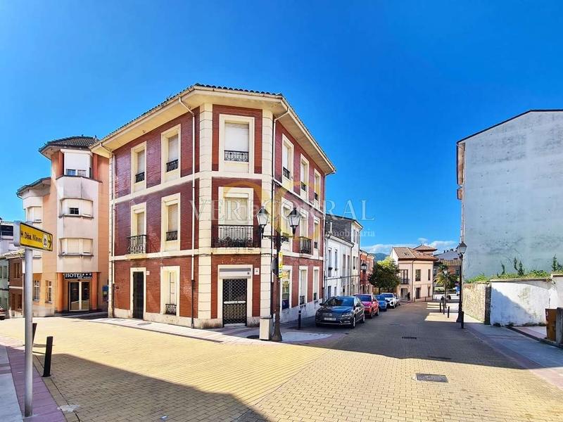 Foto 5c7efb3c-860c-4a76-adc8-44dfa7d821e5. Piso propiedad con mucho encanto . en Noreña