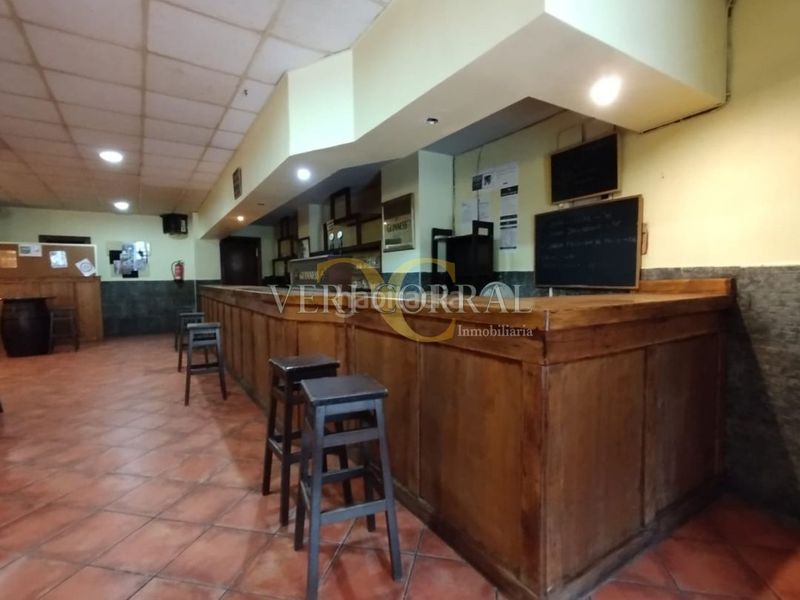 Foto 5e739fa7-72c9-4259-94c4-32788330de59. Local comercial a Parres