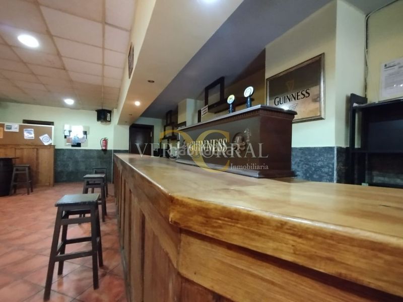 Foto 9a33cdf6-4be8-4ad8-9597-726586dbb512. Local comercial a Parres