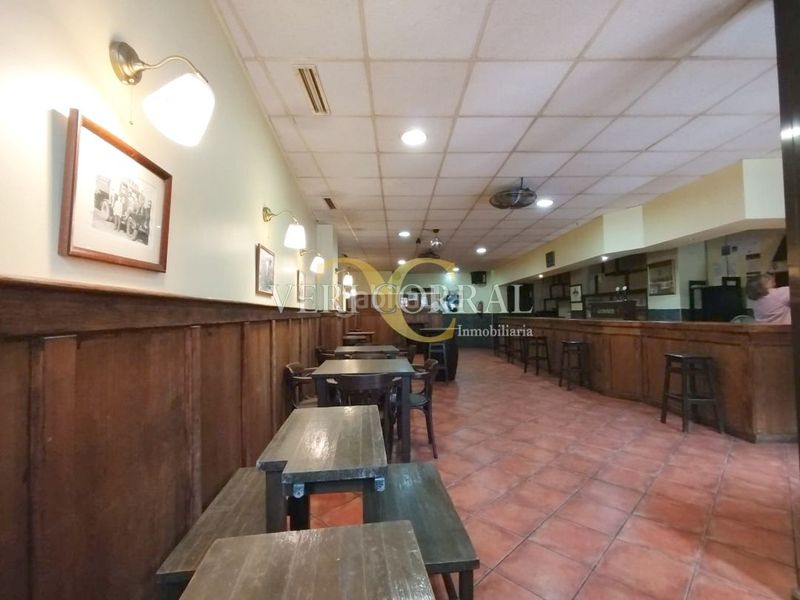 Foto fb8424ef-71ec-4662-80f7-93c1ed434b2e. Local comercial a Parres