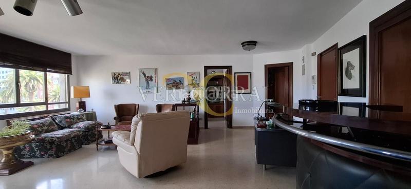 Foto b342eacc-8bac-4177-944b-8b877cd85dc4. Rent office space with heating in Centro Gijón