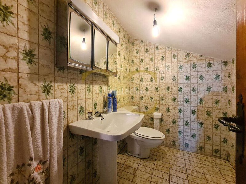 Foto b2c08eb4-a802-41f4-94b8-0265c301f287. Casa amb calefacció aparcament piscina a Caso