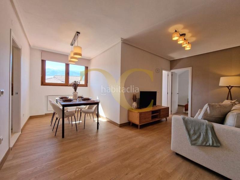 Foto 12f83f4f-aeab-43d8-b858-87cfeab5185d. Pis amb calefacció a Llanes pueblo Llanes