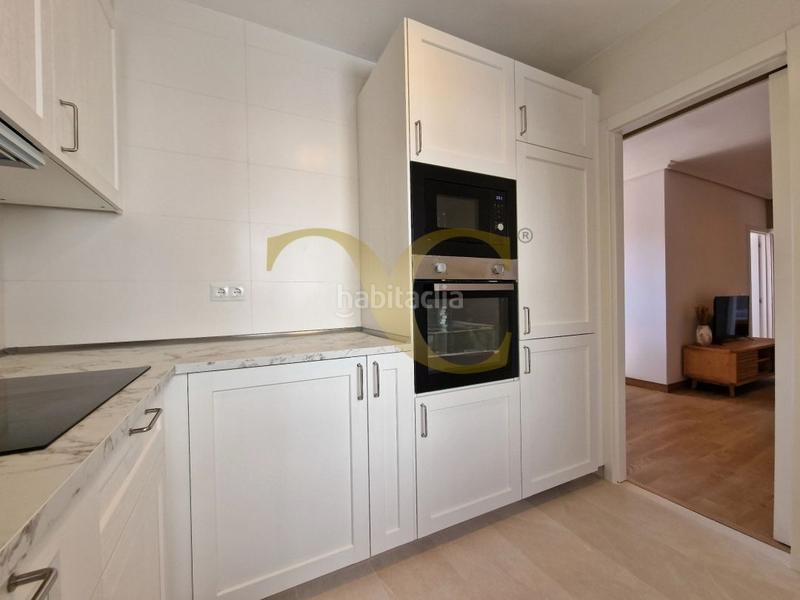 Foto e8a91c98-3a45-4ac4-adb5-4e7eec1655c3. Pis amb calefacció a Llanes pueblo Llanes