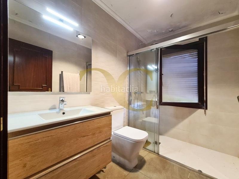 Foto 15dc1050-26d6-45d0-9b40-102841acd5d3. Chalet mit heizung parking in Olivares Oviedo