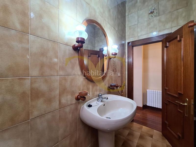 Foto 504f2602-a3fa-45d1-a0fd-879ac8aa7cac. Chalet mit heizung parking in Olivares Oviedo