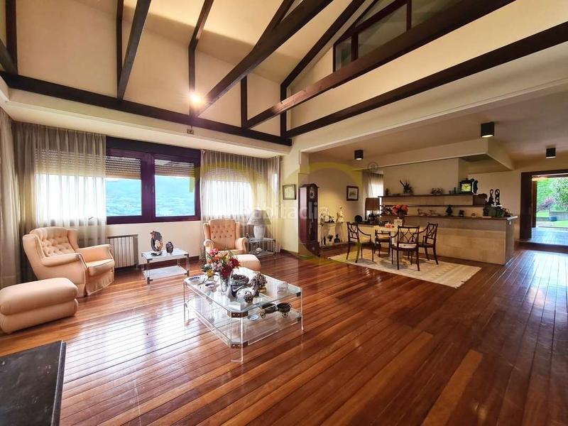 Foto eb458c76-845d-4e6a-89e9-3819d5b3dced. Chalet mit heizung parking in Olivares Oviedo