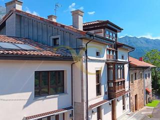 Edifici  Barrio el pedroso. Exclusiva bonito hotel a los pies de la sierra del cuera.
