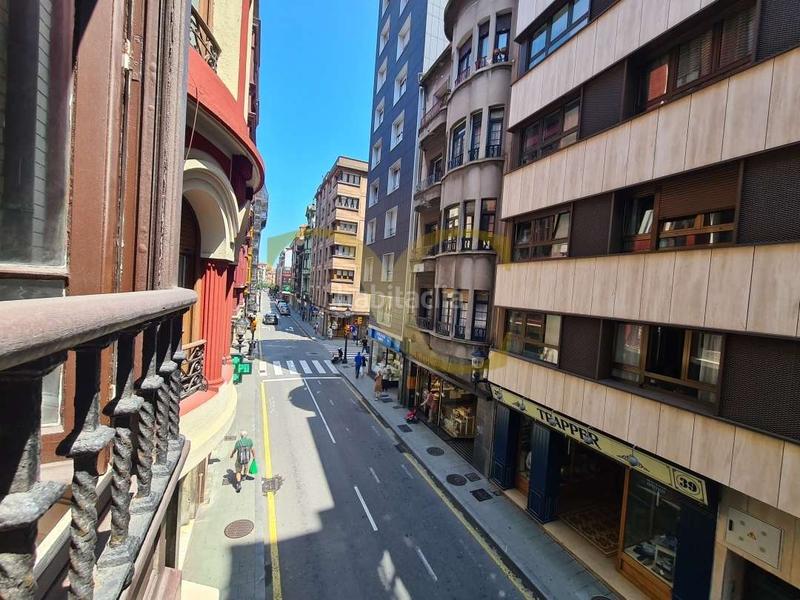 Foto 461a0272-ce75-42d2-bdcf-b3d464973916. Pis a Centro Gijón