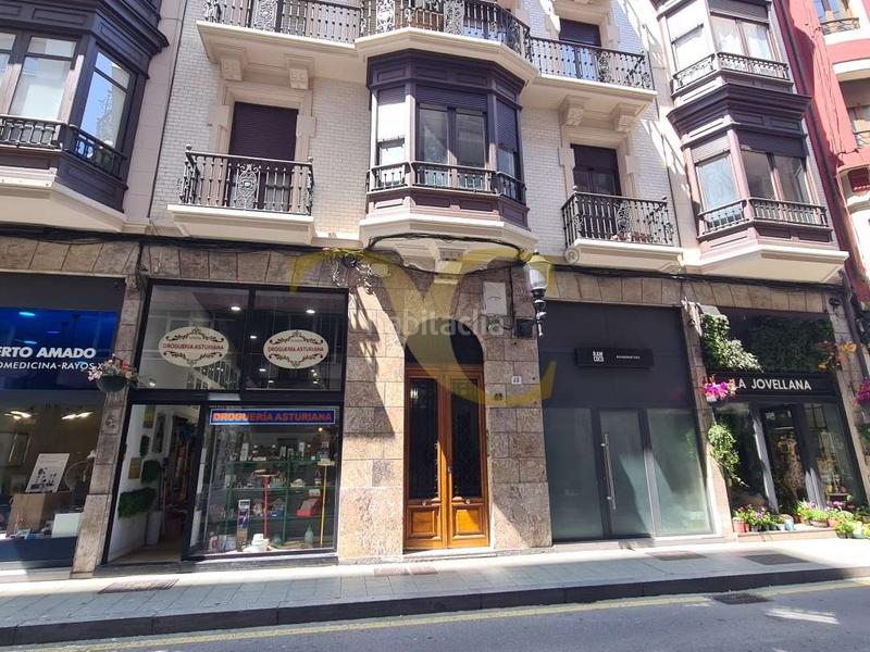 Foto 4b9c971a-ed11-4c74-a57f-37dc34978d4f. Pis a Centro Gijón