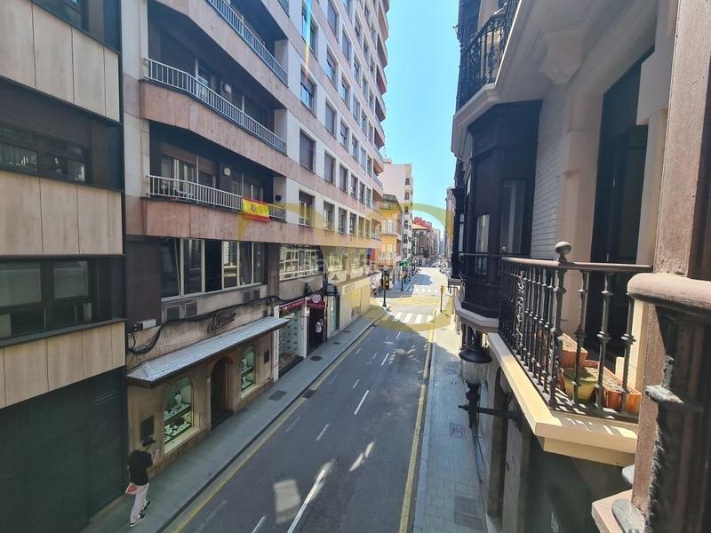 Foto aa248465-5ba5-4f11-b6fe-5d2facdd7f7f. Pis a Centro Gijón