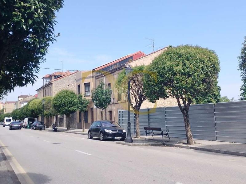 Foto 99ede403-b37d-40ff-a216-454e9c0b8a79. Casa in La Guía Gijón