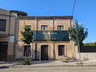 Casa  Calle del profesor prez pimentel. Exclusiva ideal para inversores, propiedad para reformar en una