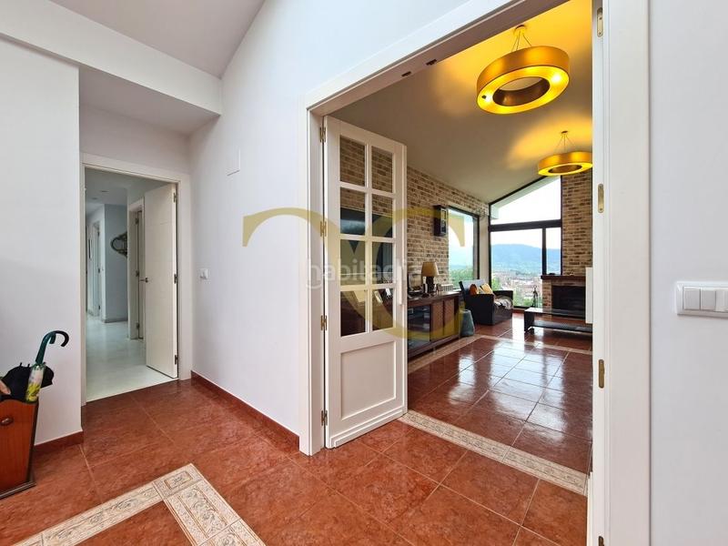 Foto 4b0812e4-d4c6-4df9-93c8-b88a0bac02d7. Chalet mit heizung parking in Parroquias Sur - La Manjoya Oviedo