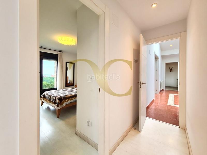 Foto d5187ee0-12dc-4ffe-ad12-bbe0a2958c17. Chalet mit heizung parking in Parroquias Sur - La Manjoya Oviedo