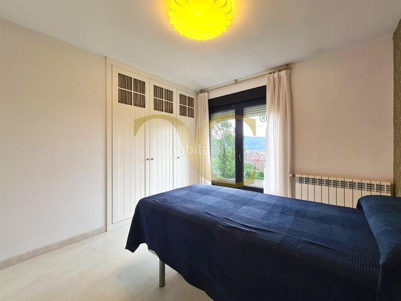 Foto e2154d32-4c0a-430e-b3f0-a04fdaea4269. Chalet mit heizung parking in Parroquias Sur - La Manjoya Oviedo