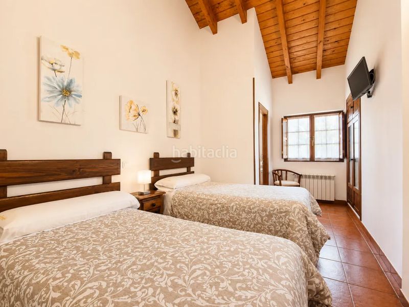 Foto 0bdad5a9-8eb3-4708-ac42-27de8d987be1. Casa amb calefacció aparcament a Llanes pueblo Llanes