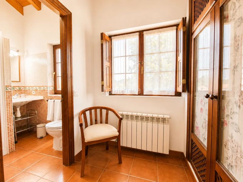 Foto b6eb0d4b-b6e3-4b14-b2e3-cd6473b65af5. Casa amb calefacció aparcament a Llanes pueblo Llanes